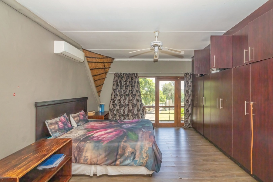 6 Bedroom Property for Sale in Panorama Free State